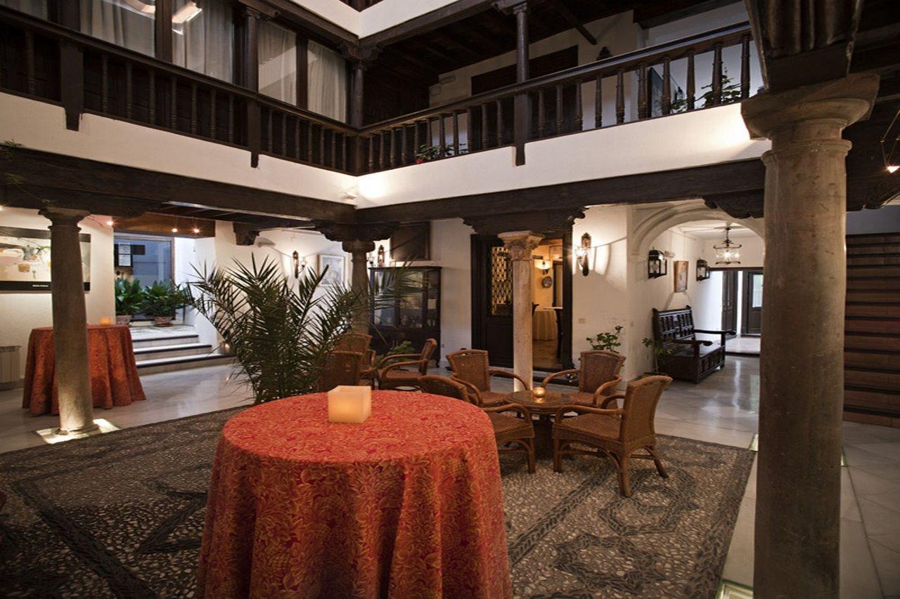 Palacio De Mariana Pineda กรานาดา ภายนอก รูปภาพ